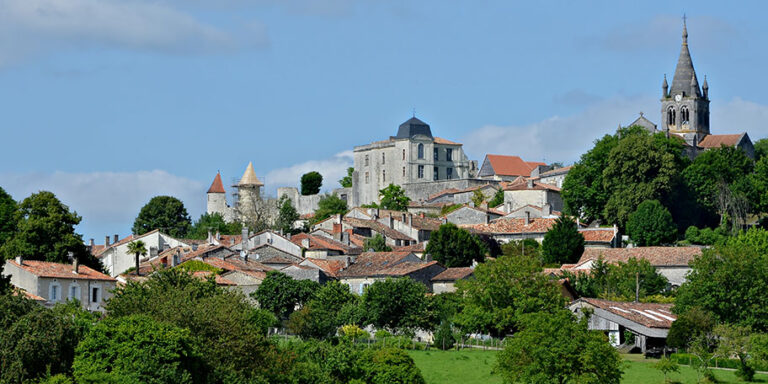 Les 10 plus beaux villages de Charente où s’installer