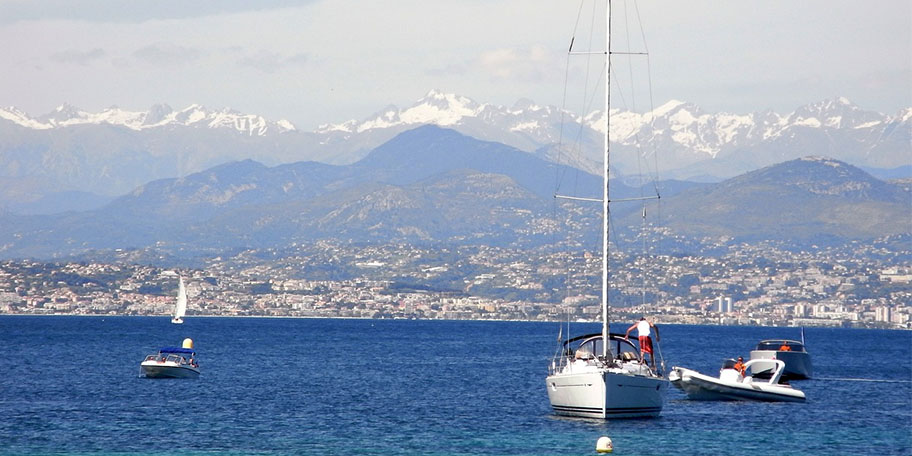 Vue montagne Antibes