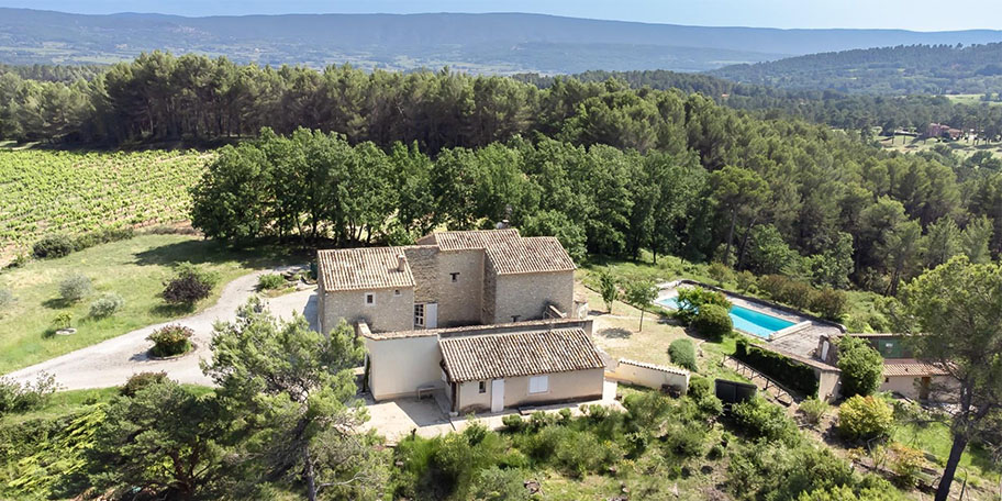 Photo d'une bastide provençale