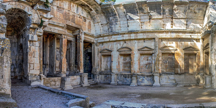 Photo vestiges romains Nimes
