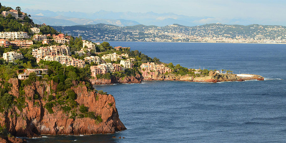 Théoule sur Mer ville proche de Cannes