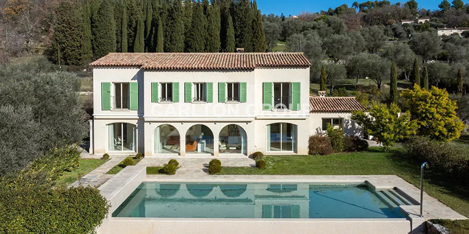 Carlton Group Agency auf Green Acres