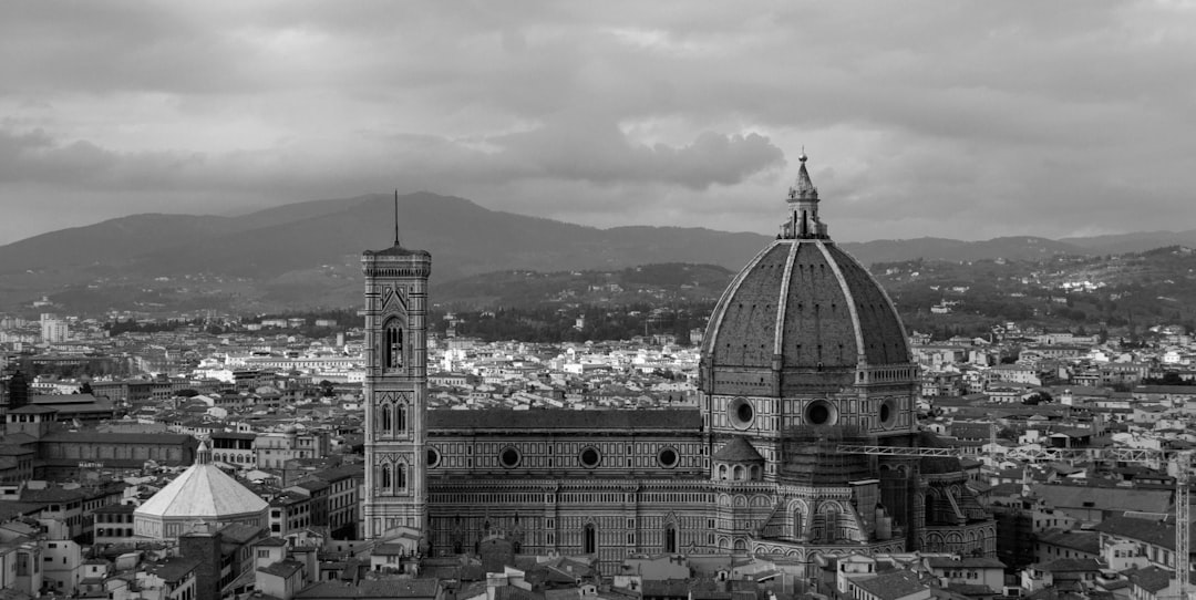 Acheter un bien en Italie à distance (sans se déplacer) : est-ce possible ?