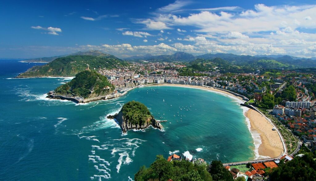 Acheter en bord de mer en Espagne : atouts et contraintes