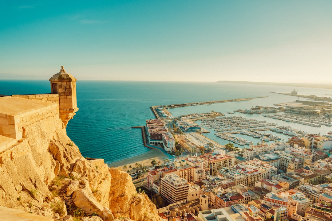 Why Alicante is attracting more American homebuyers