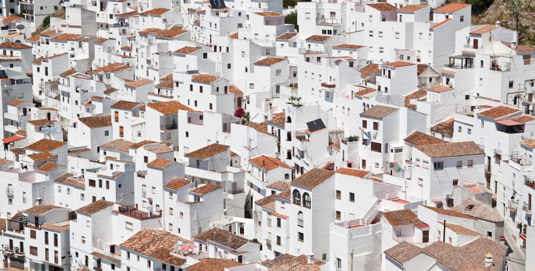 Cost of living in Alicante vs the US: an American's budget breakdown