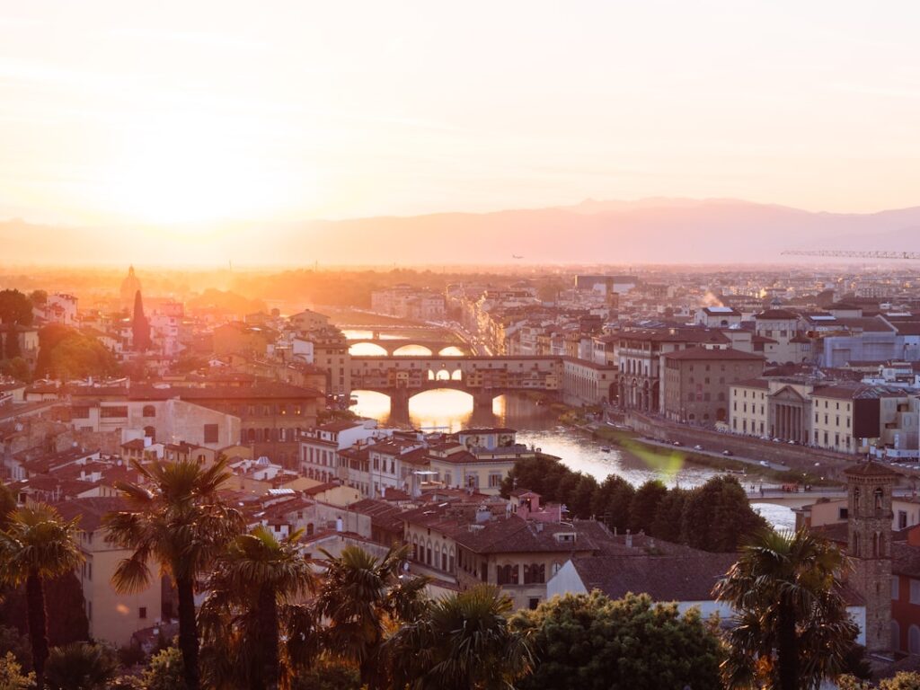 Welche Dokumente benötige ich für einen Immobilienkauf in Italien?