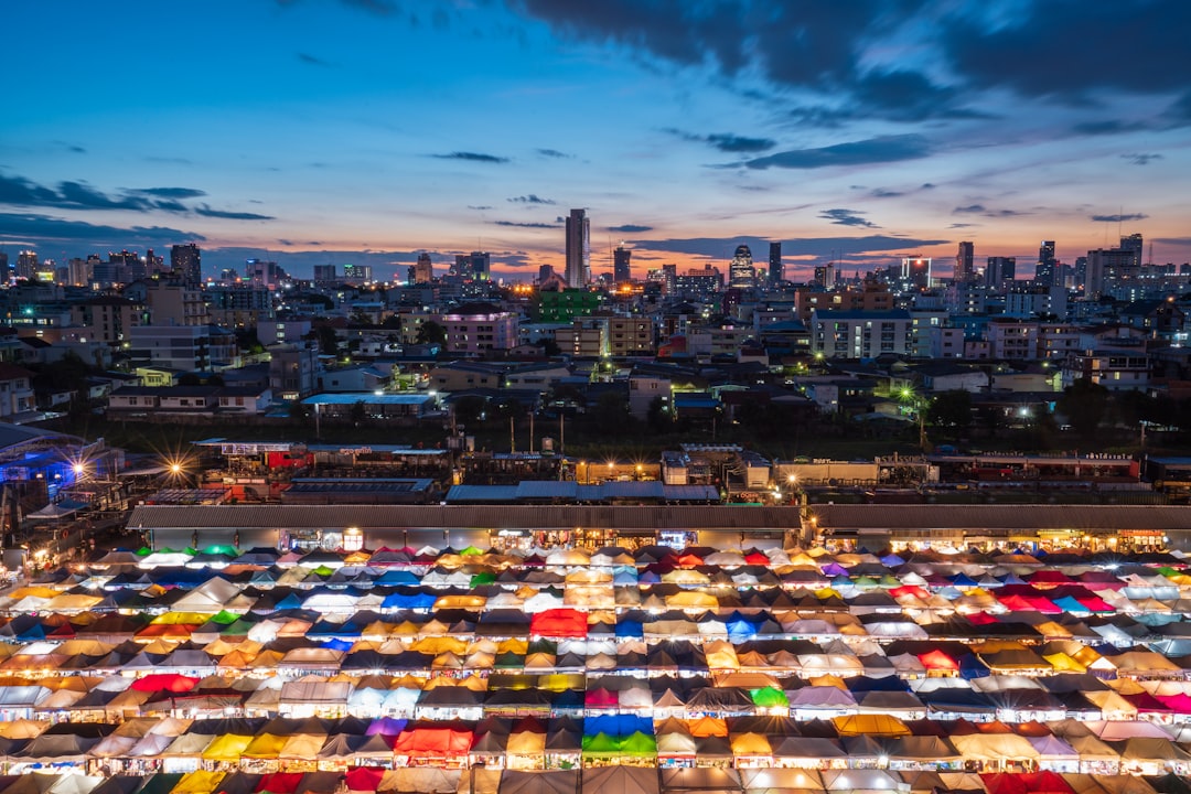 Driving in Thailand: Getting a license and car as an expat