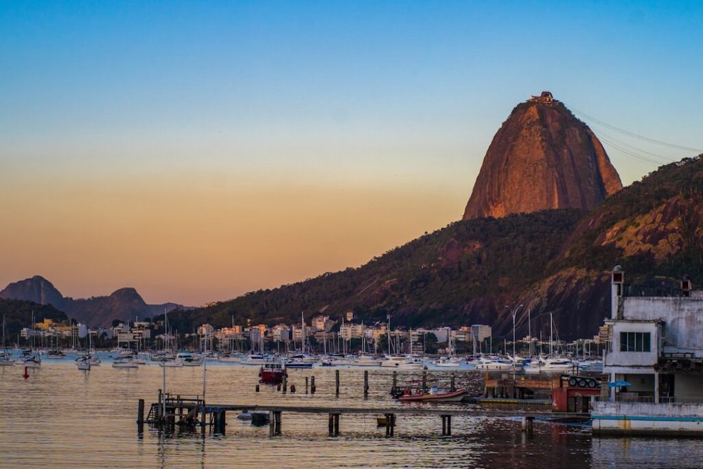 How easy is it for a foreigner to find a job in Brazil?