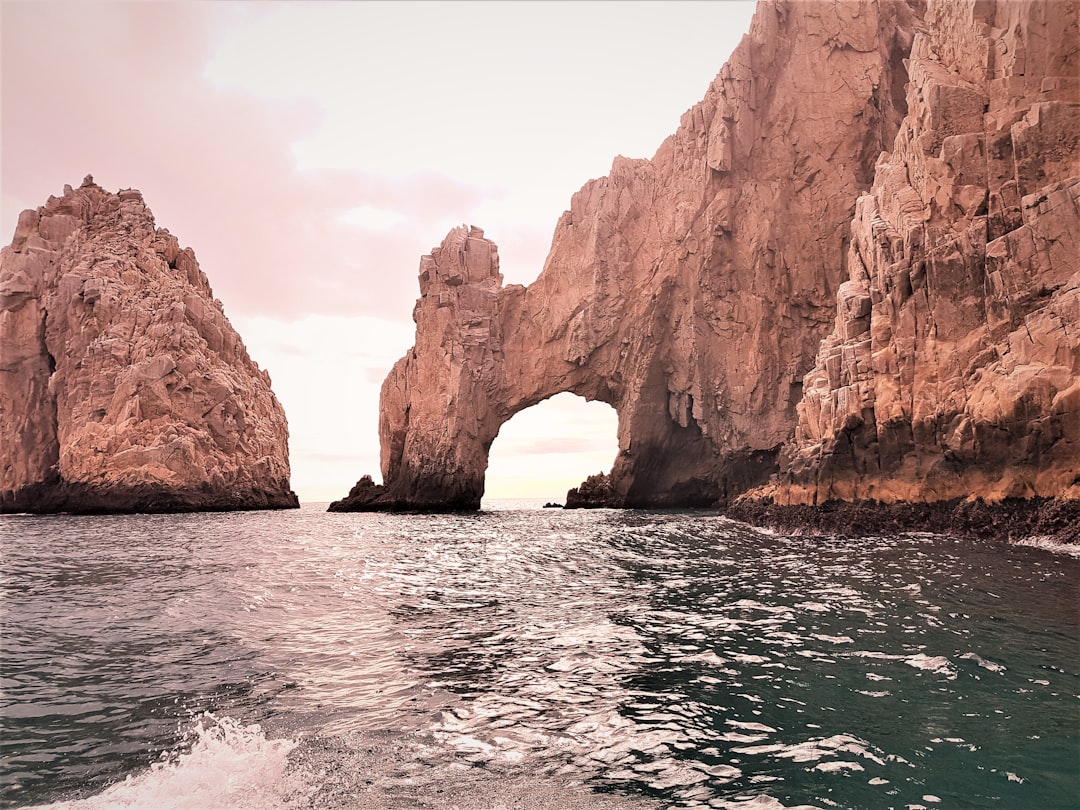 Furnishing your Mexican home: buy local or move your furniture?