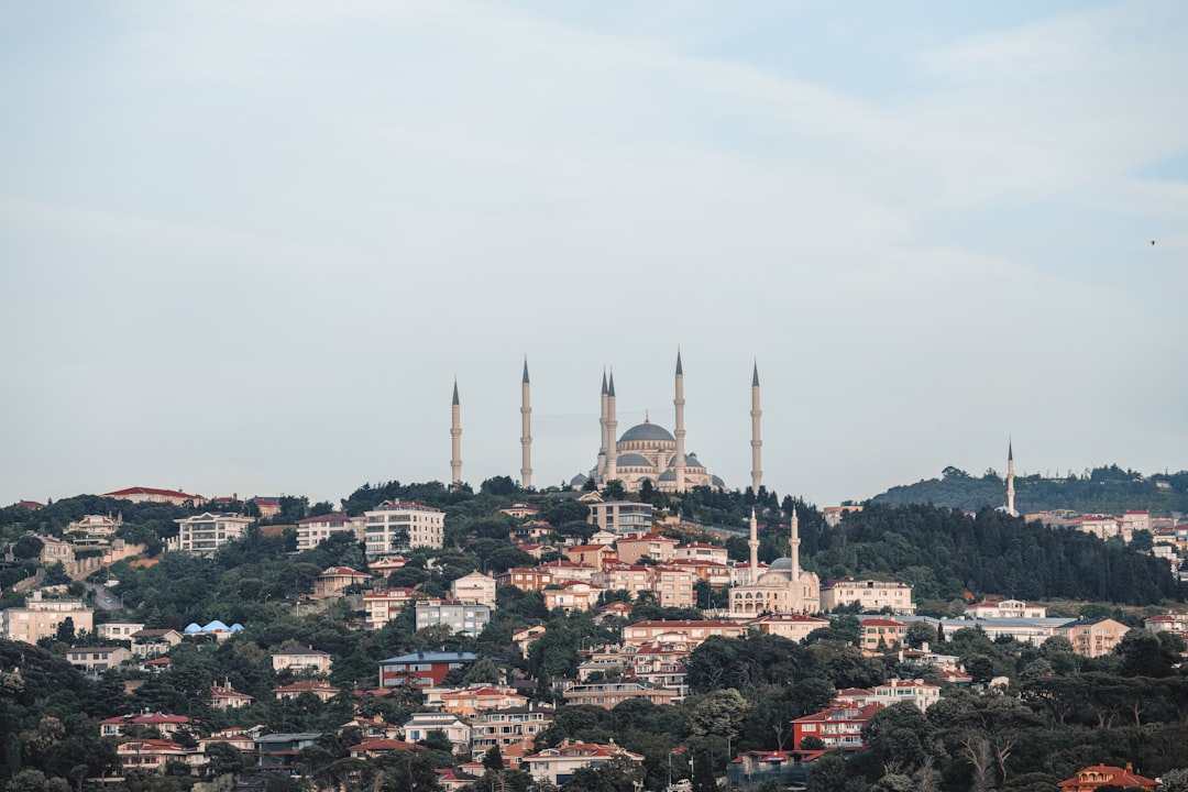 Alles wat je moet weten over een huis kopen in Turkije: voorbereiding, procedure, valkuilen en veelgestelde vragen