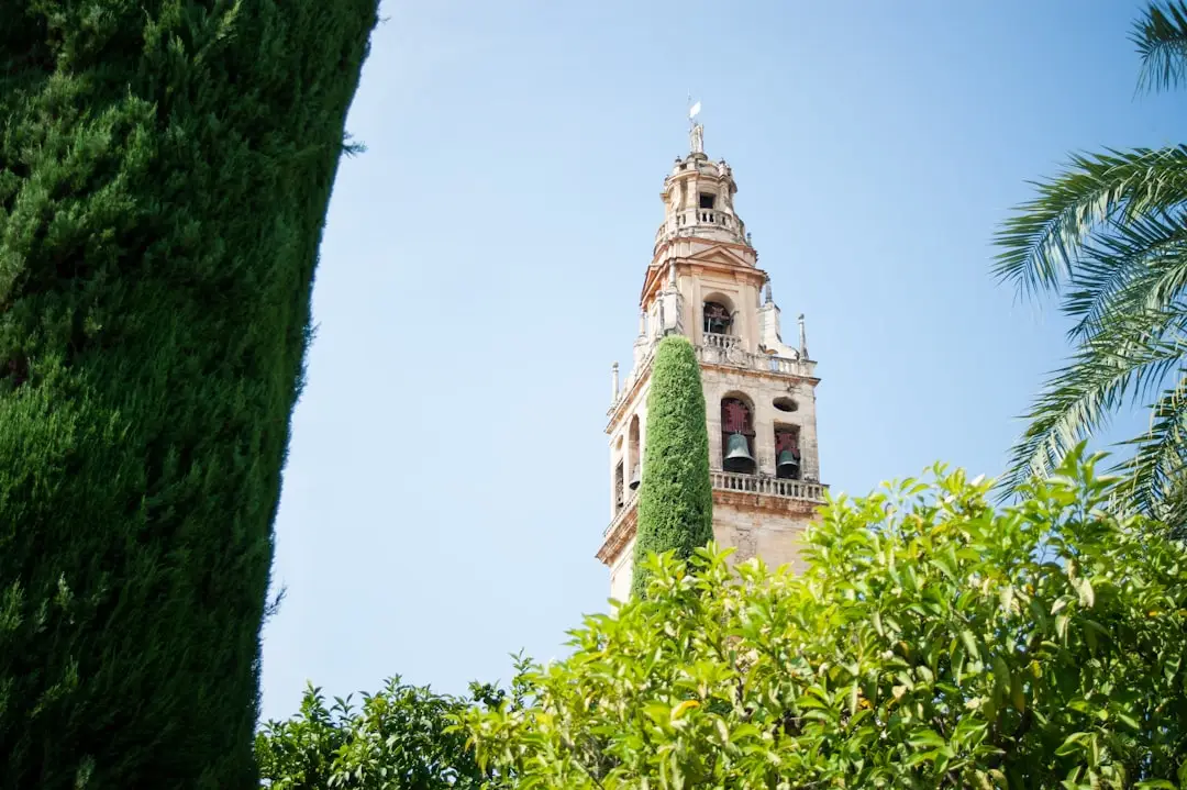 Investissement locatif en Espagne : louer à l'année ou en saisonnier ?