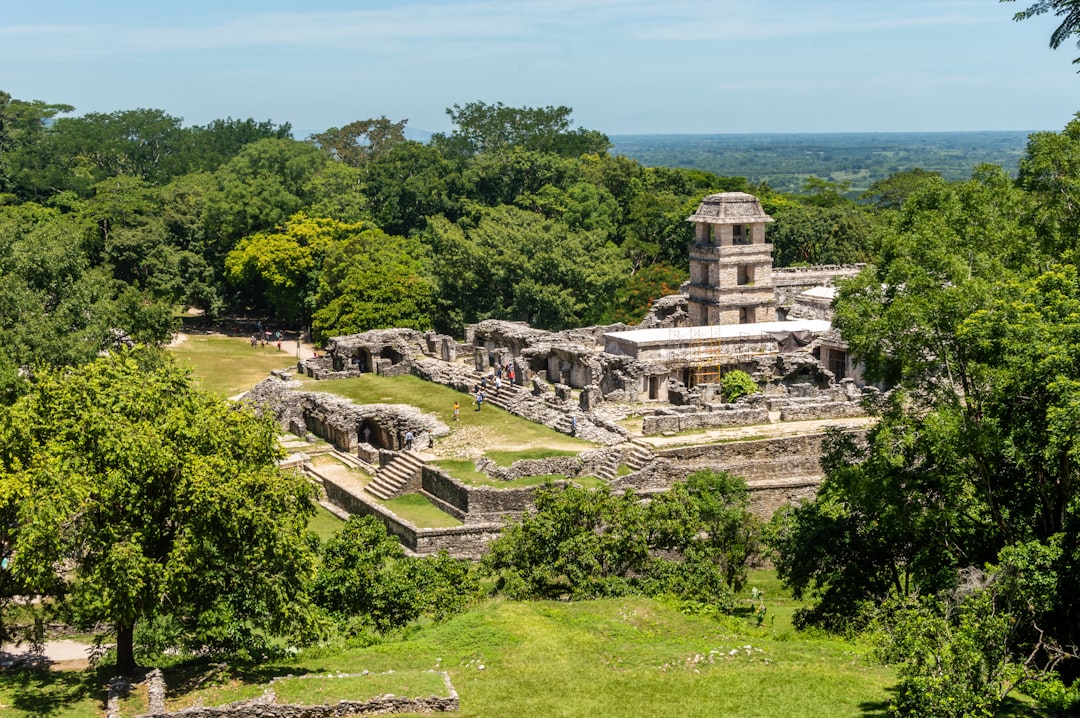 Kosten en belastingen bij het kopen en bezitten van een huis in Mexico