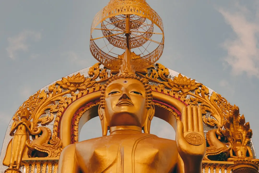 Maklerprovision und Gebühren: Wer zahlt den Immobilienmakler in Thailand?