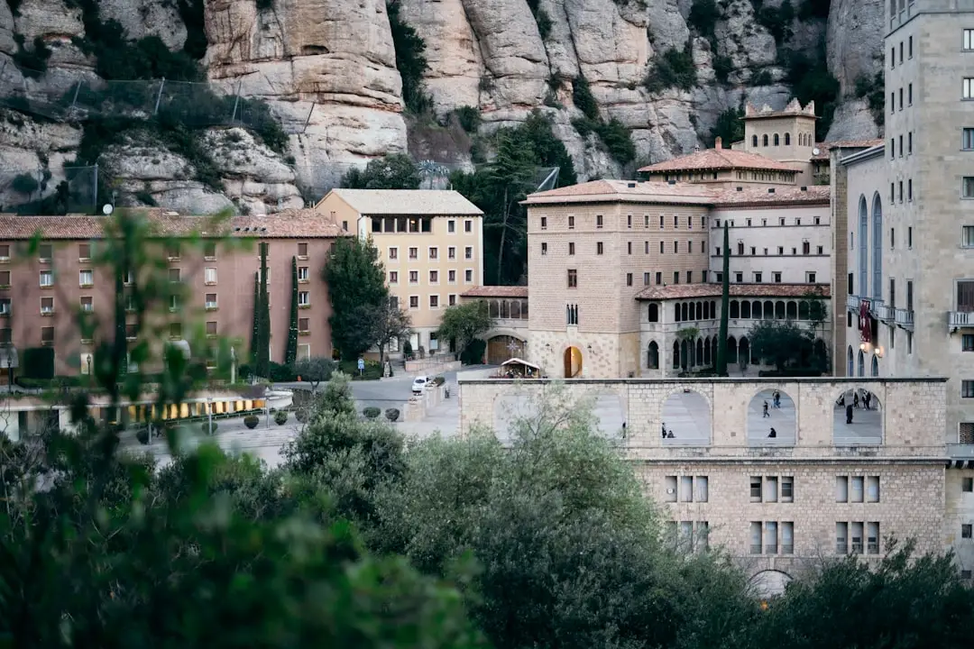 Resident or non-resident? Tax implications for foreign property owners in Spain