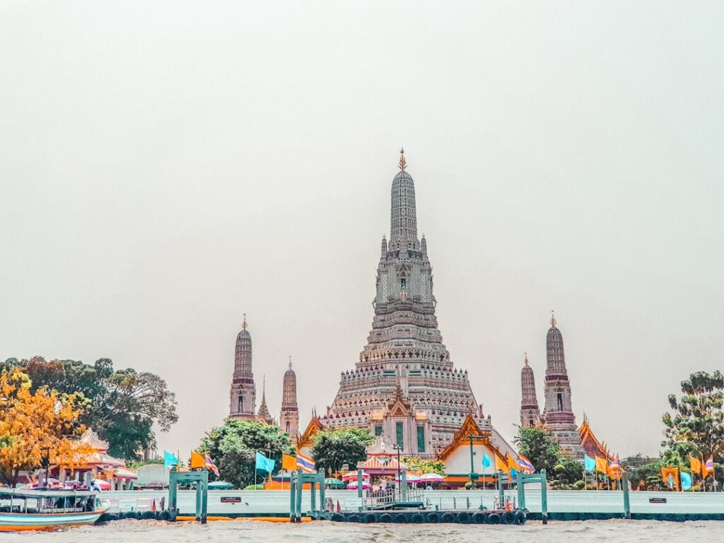 Solo female expat in Thailand: safety and lifestyle considerations
