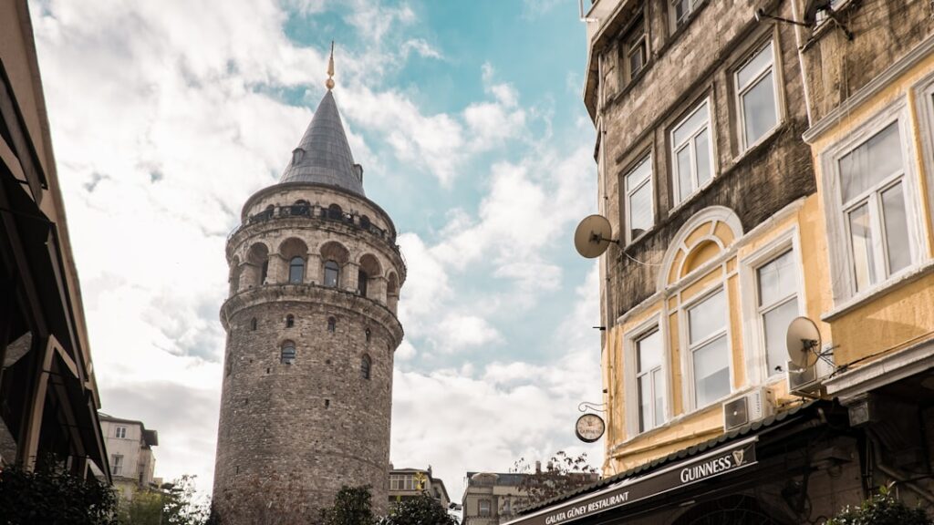 Understanding Turkish property contracts: what to look for as a buyer