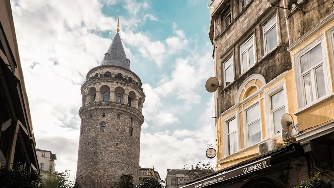 Understanding Turkish property contracts: what to look for as a buyer