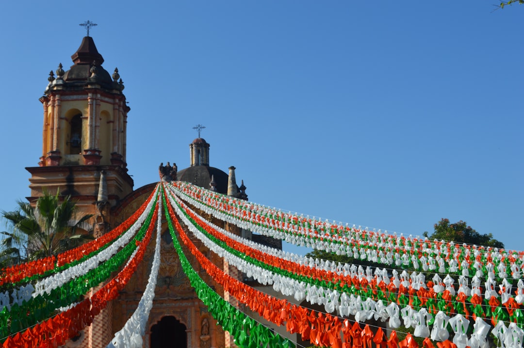 Working in Mexico: opportunities and rules for expats not yet retired