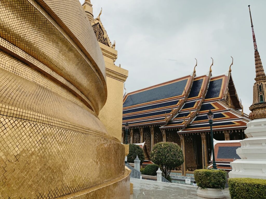 Att anlita en svensk mäklare i Thailand – är det värt det för tryggheten?