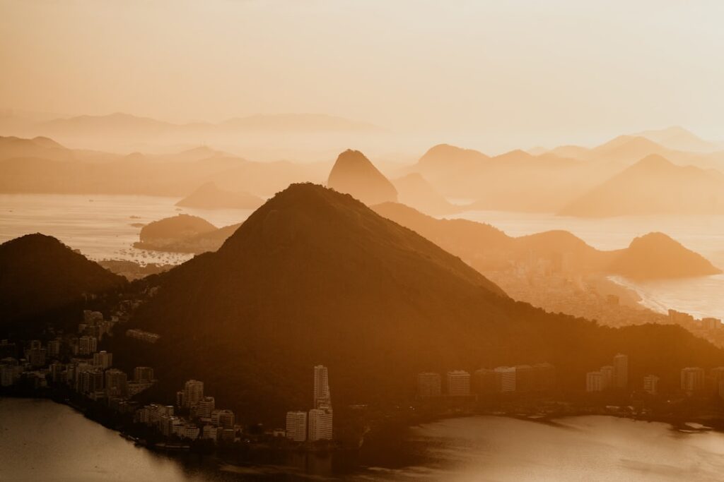 Brasil como inversión inmobiliaria: ventajas y riesgos para compradores extranjeros