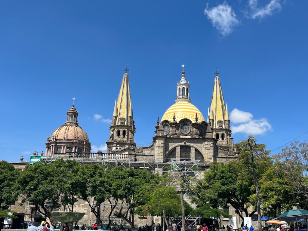 Comprar imóvel já alugado no México: oportunidades e precauções