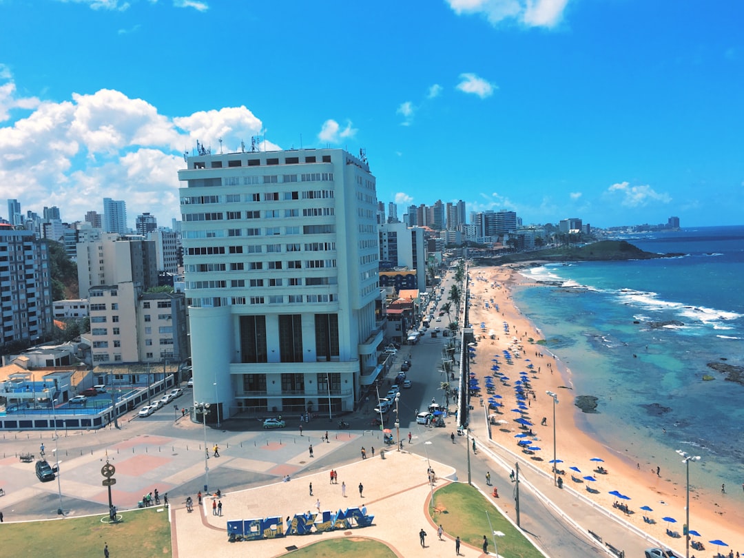 Contratando obras e reformas no Brasil: como encontrar profissionais confiáveis