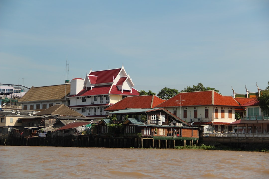 Gestire casa in Thailandia a distanza: servizi di property management e consigli utili