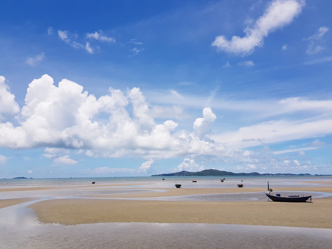 Hva påvirker boligprisene i Thailand?