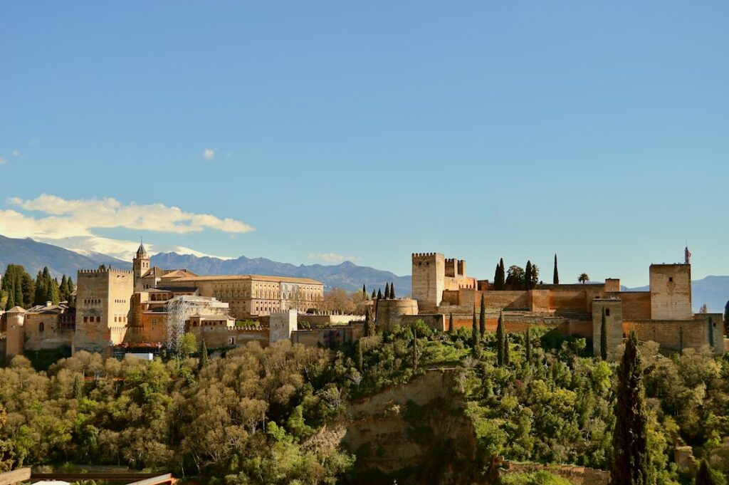 Idioma y comunicación: ¿Necesitas hablar árabe o francés para comprar y vivir en Marruecos?