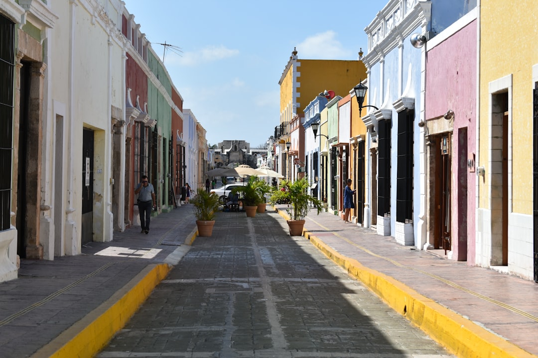 Imóveis na planta no México : vantagens e riscos de comprar em construção