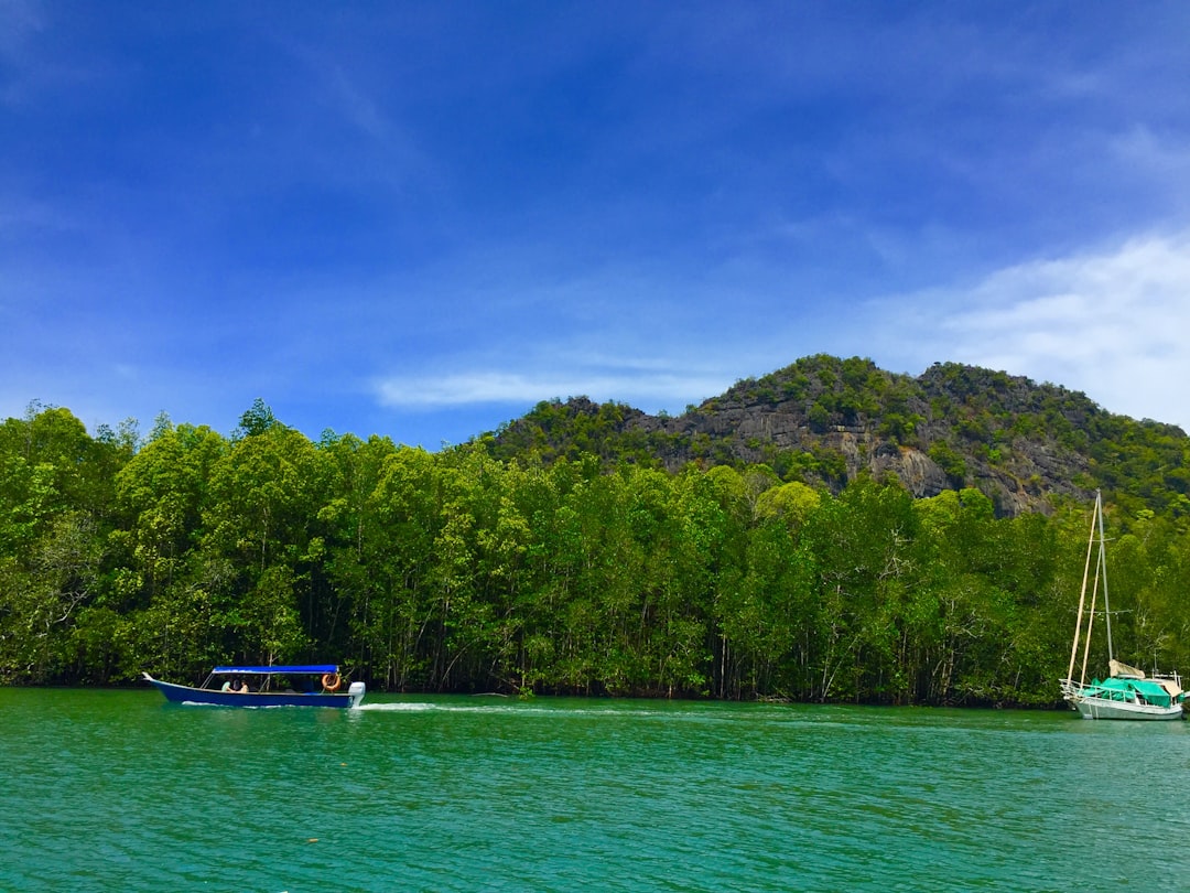 Conviene investire nel mattone in Thailandia? Prospettive 2025 per acquirenti stranieri