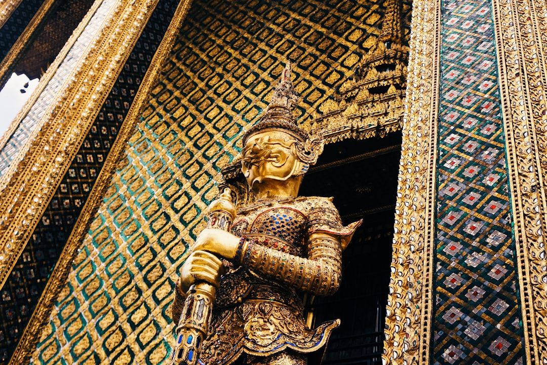 Köpekontrakt i Thailand – viktiga klausuler och hur processen går till