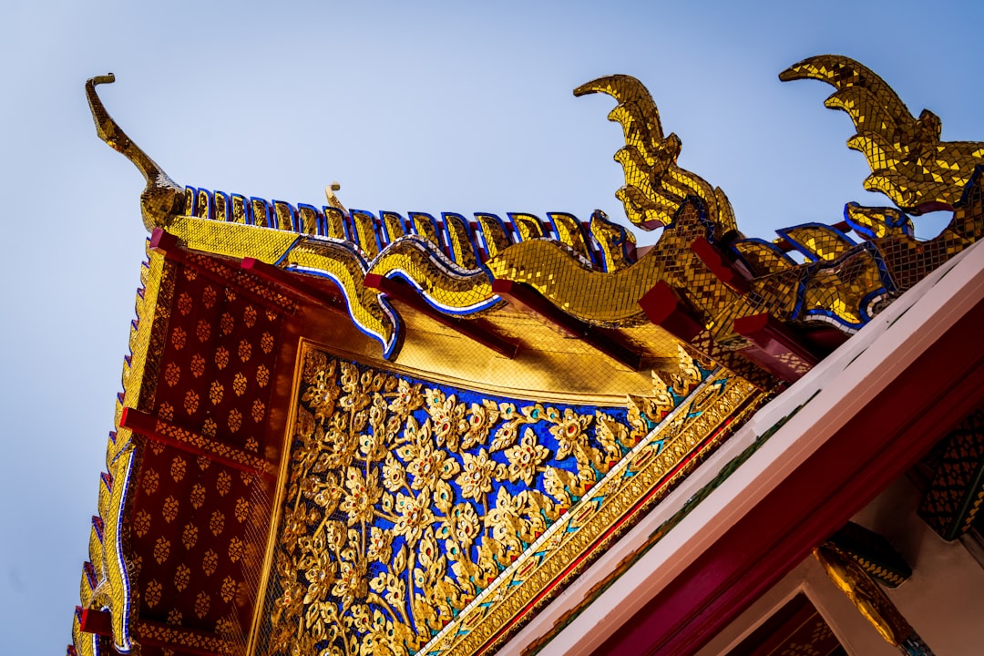 Kulttuurierot Thaimaassa – sopeutuminen paikalliseen elämään uudessa kodissa