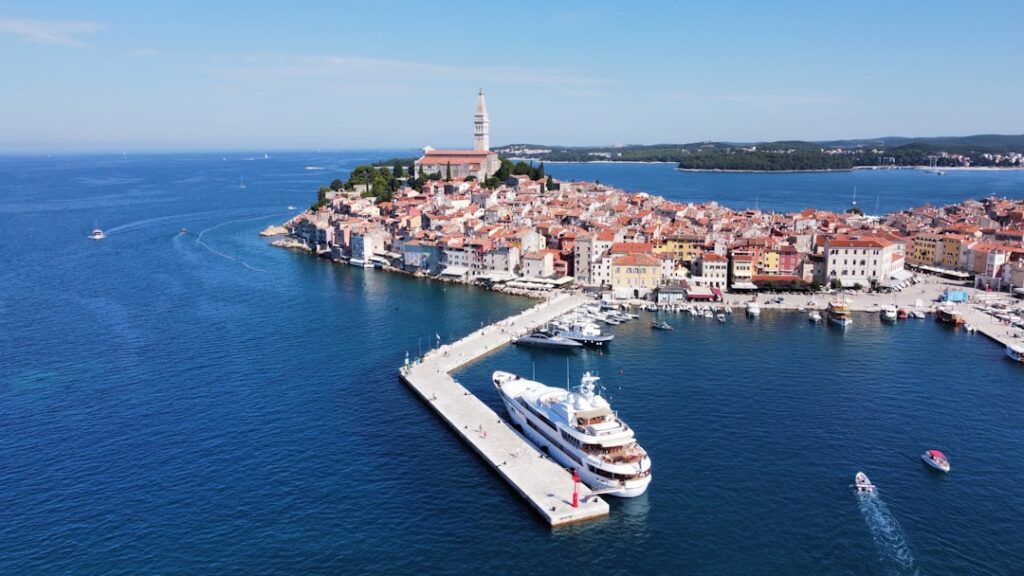 Najnoviji trendovi na tržištu nekretnina u Hrvatskoj 2025.