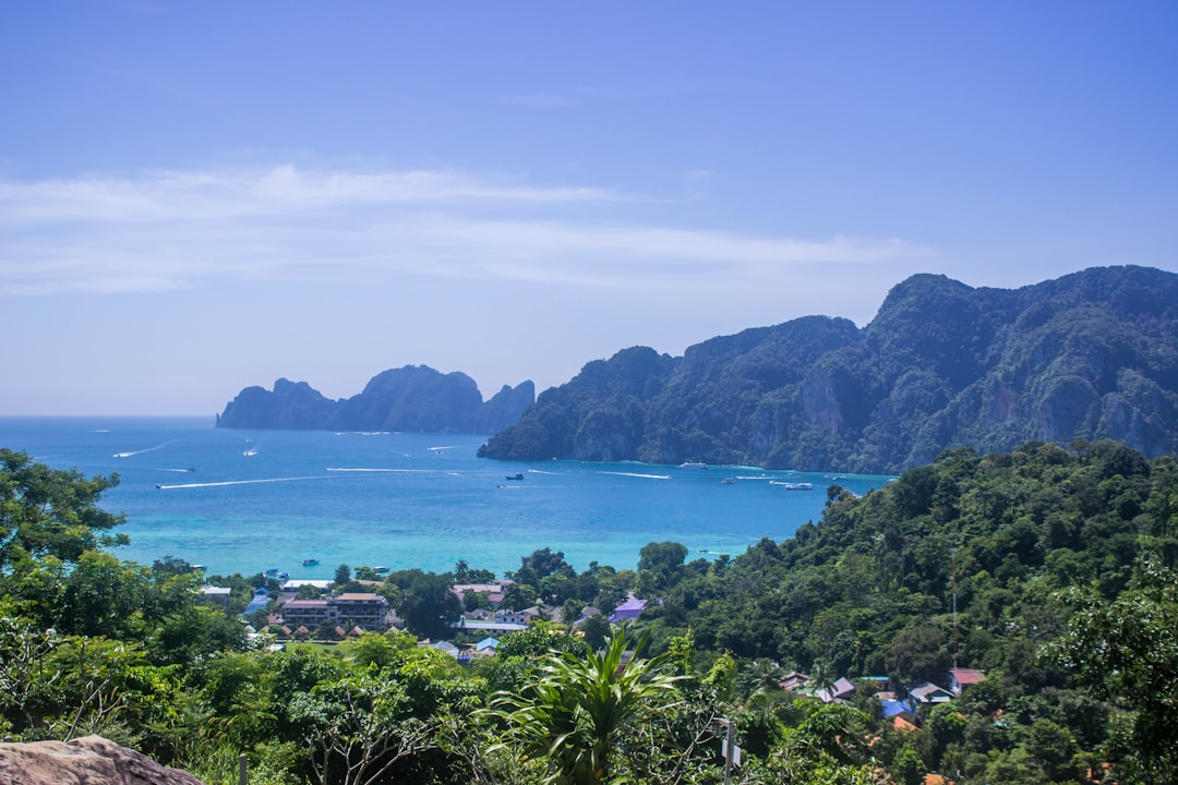 Scegliere un agente immobiliare in Thailandia: come trovare un intermediario di fiducia