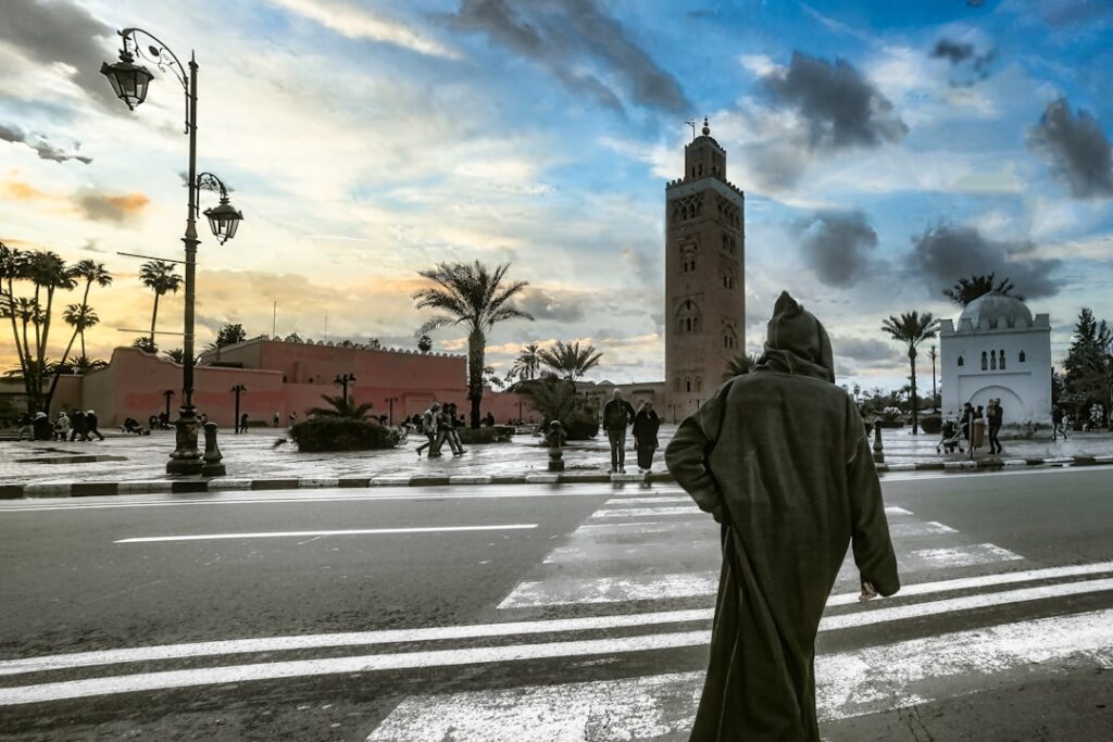Tasso di cambio euro-dirham: come le fluttuazioni valutarie incidono sul tuo acquisto in Marocco