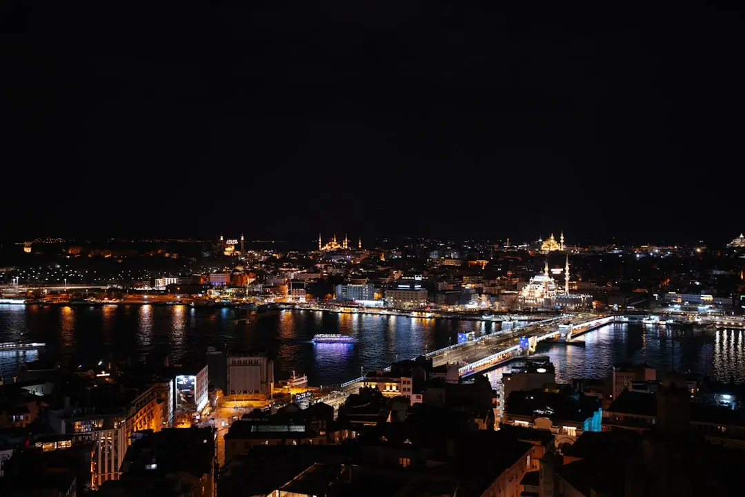 Türkiye’de Airbnb ve kısa süreli kiralama: yazlık evinizi kiraya vermek