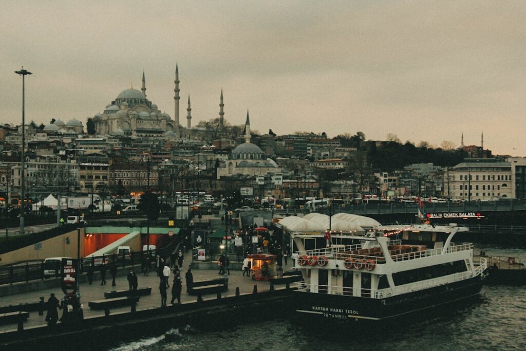 Türkiye’de yaşam tarzı ve kültüre uyum sağlama: yabancılar için ipuçları