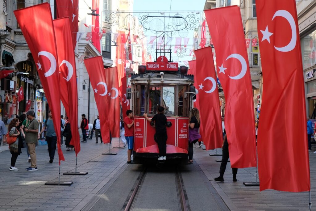 Türkiye’de yerinde görmeden (uzaktan) mülk satın almak: güvenli midir?