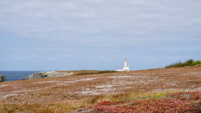 Pueblos de Bretaña: leyendas celtas y mar salvaje