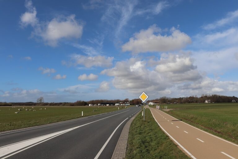 Dorpen in Noord-Pas-de-Calais: rode bakstenen, belforten en gezelligheid