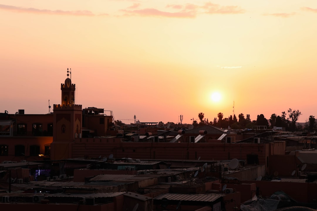 Visitare case in Marocco: la checklist per il sopralluogo perfetto prima di comprare