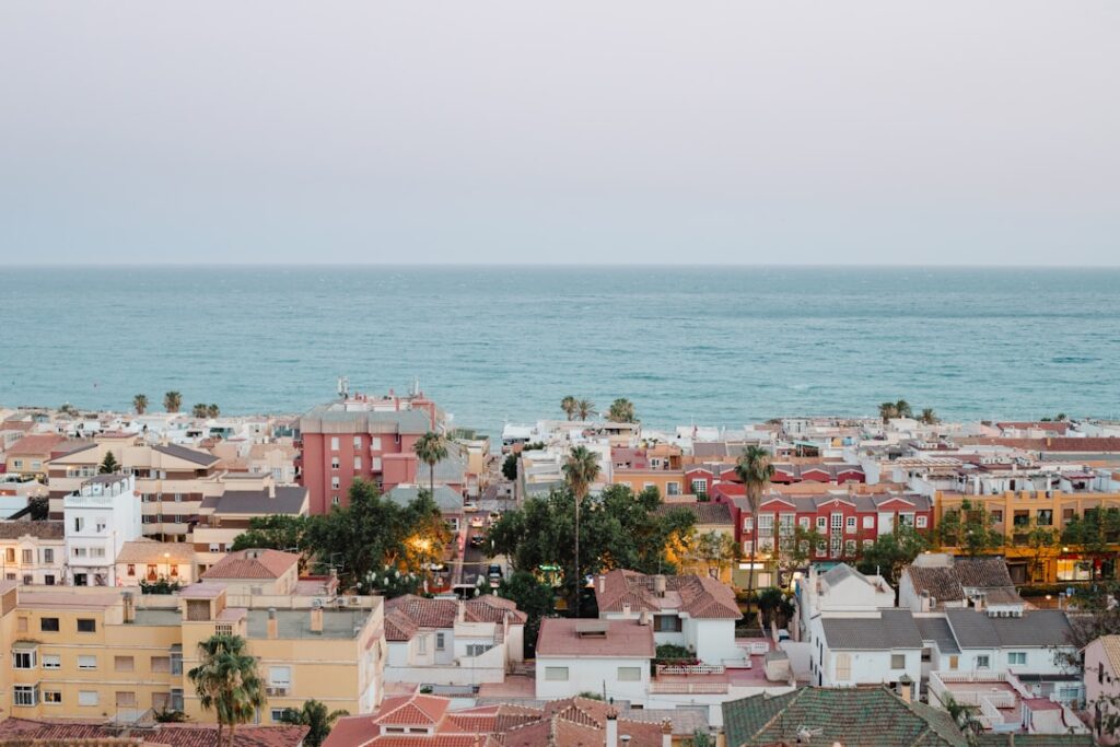 الشراء من مطور عقاري أم من مالك مباشر: ماذا يجب أن تعرف؟