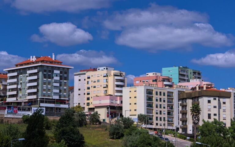 2026 Trends: Price per m² in Thessaloniki (Ano Poli, Kalamaria) and the Kassandra/Sithonia peninsula