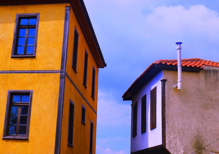 Where to buy in the Peloponnese: Nafplio, Gythio, Monemvasia or the Ermionide coast?