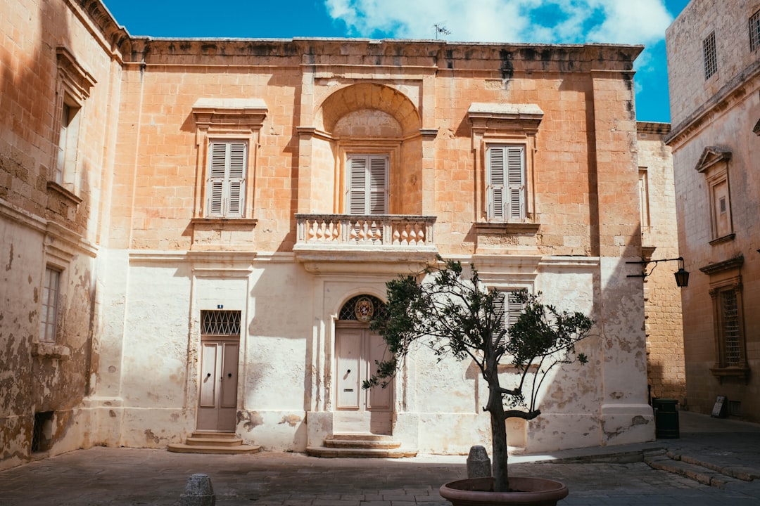 Les plus beaux villages des Pouilles : trulli, baroque et mer turquoise
