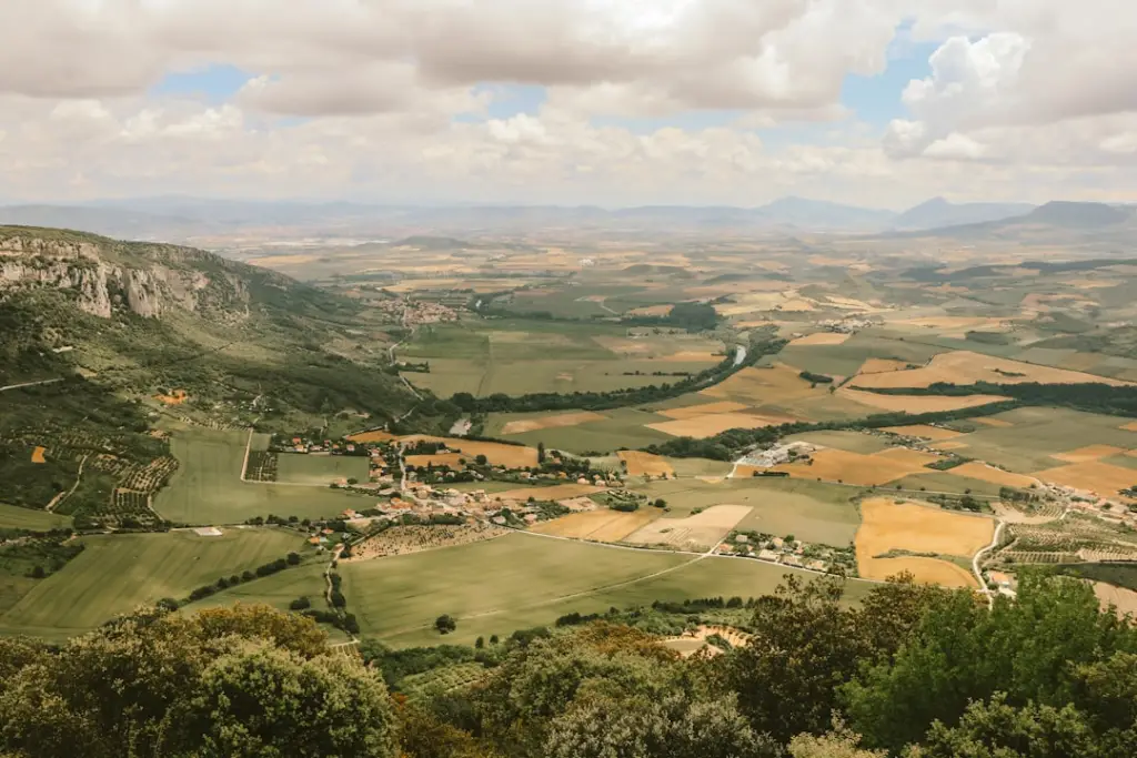 Pays basque 2026 : pouvoir d’achat élevé, marchés premium et villages marins de caractère